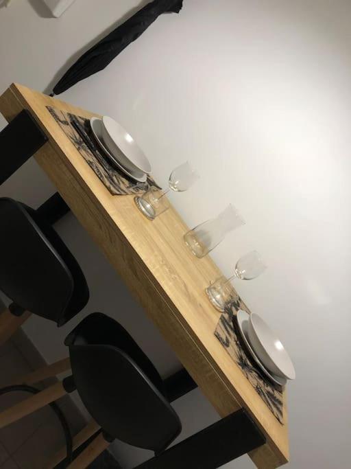 Apartamento Cosy, Lyon, Avec Garage Prive *